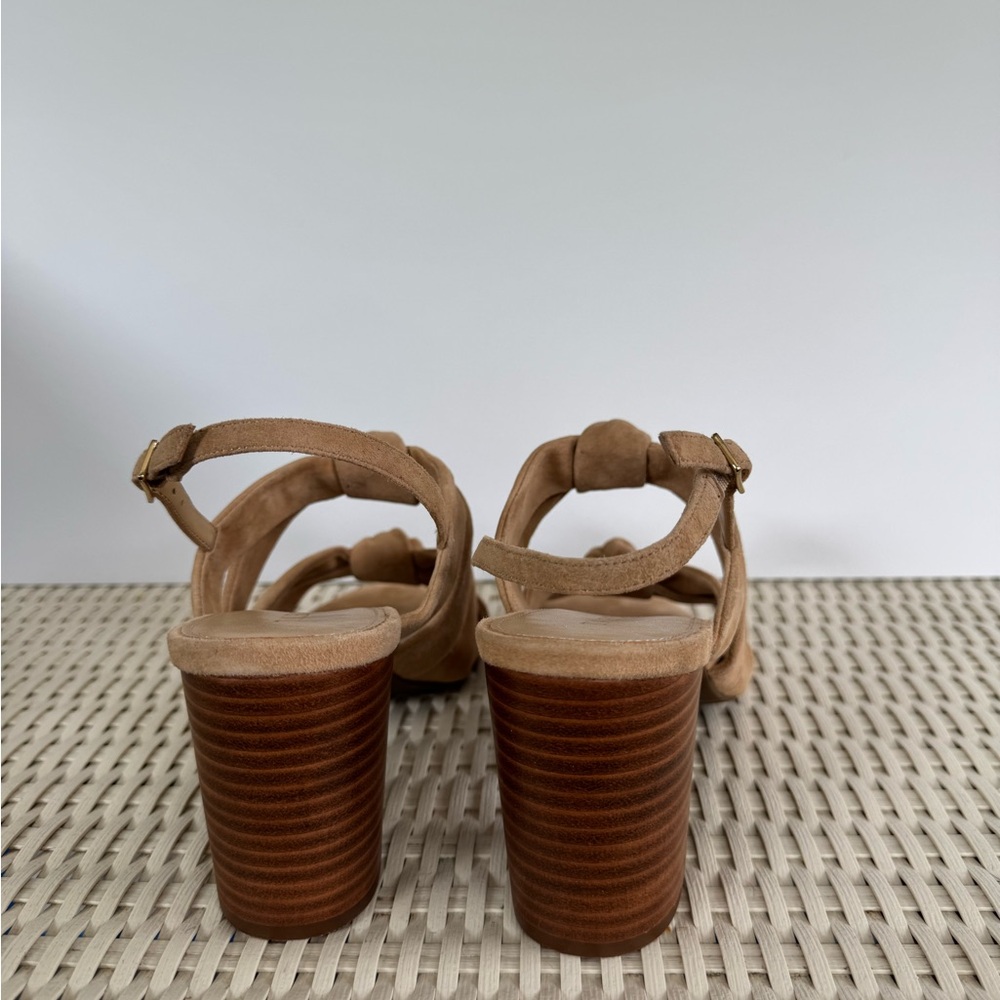 New Talbots Beatrice Knot Sandal 10M Light Toffee Tan Women's Heeled Suede Shoes - Picture 4 of 6